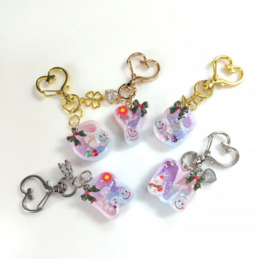 人気のイニシャルキーホルダーに新しいバリエーションが！？　ブランチ手作りマルシェで初お目見えするかも♡ #Hanamizuki #日曜